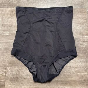 Maidenform Black Shapewear Size 3x